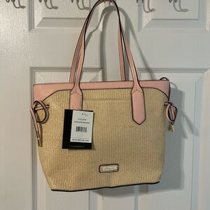 SOLD - NWT PINK AND BEIGE LONDON FOG HANDBAG